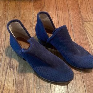 Lucky Brand navy blue booties.